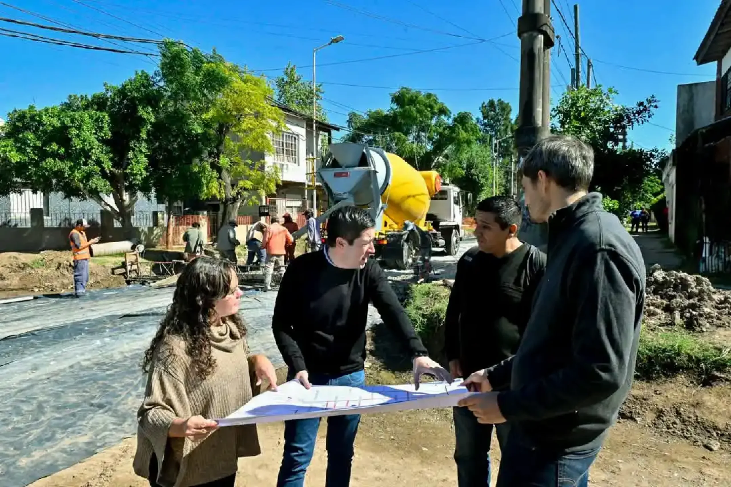Nardini supervisó el progreso de las obras del barrio Santa Mónica de Grand Bourg