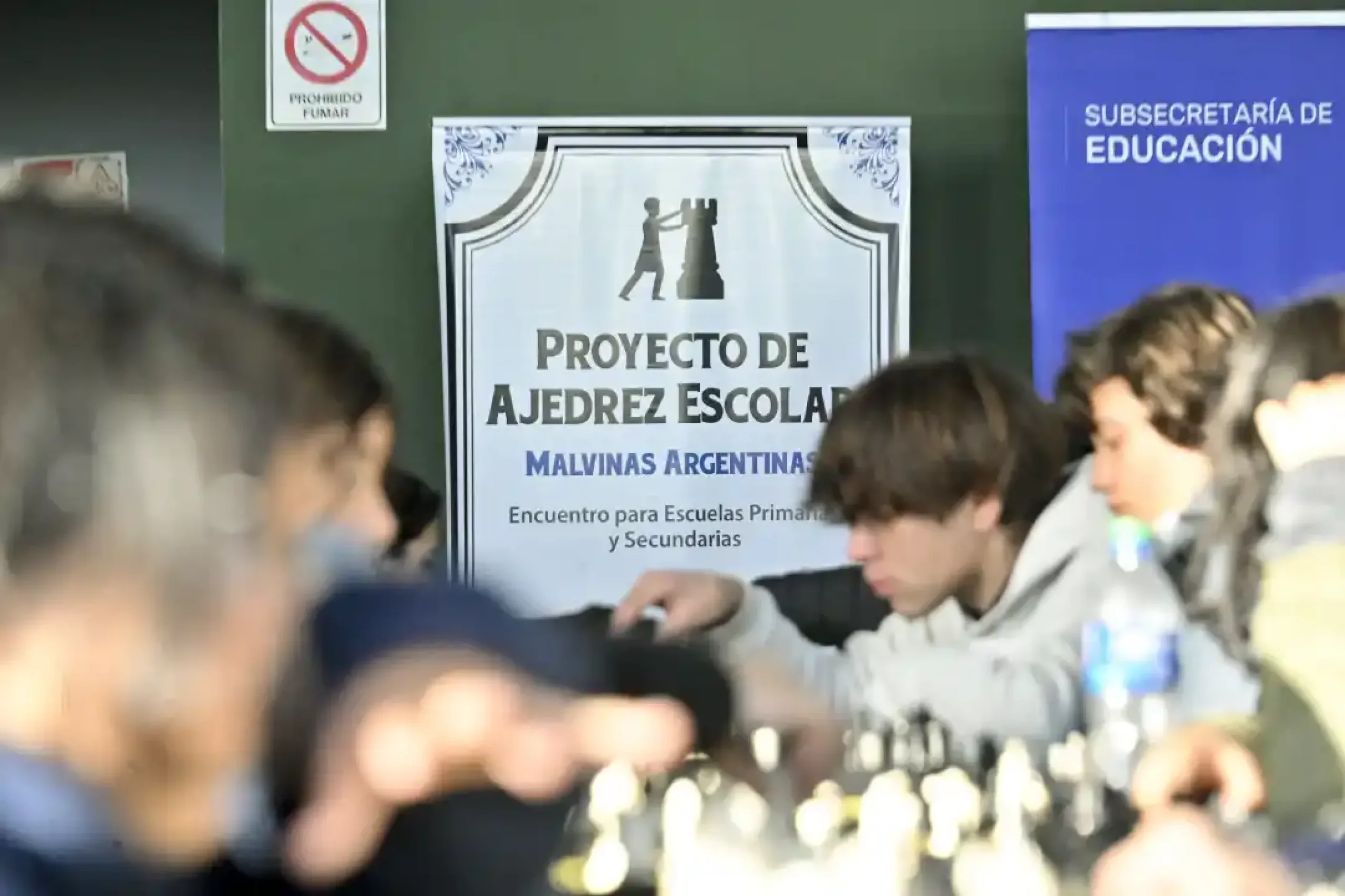 Leo Nardini acompañó el encuentro masivo de ajedrez escolar en Villa de Mayo
