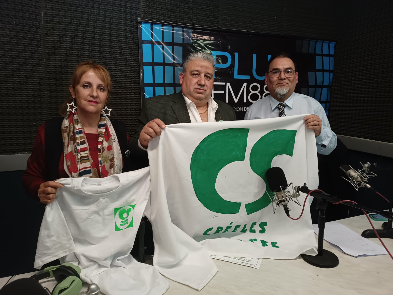 Foro CRÉELES SIEMPRE en FM PLUS 88.1 (video)